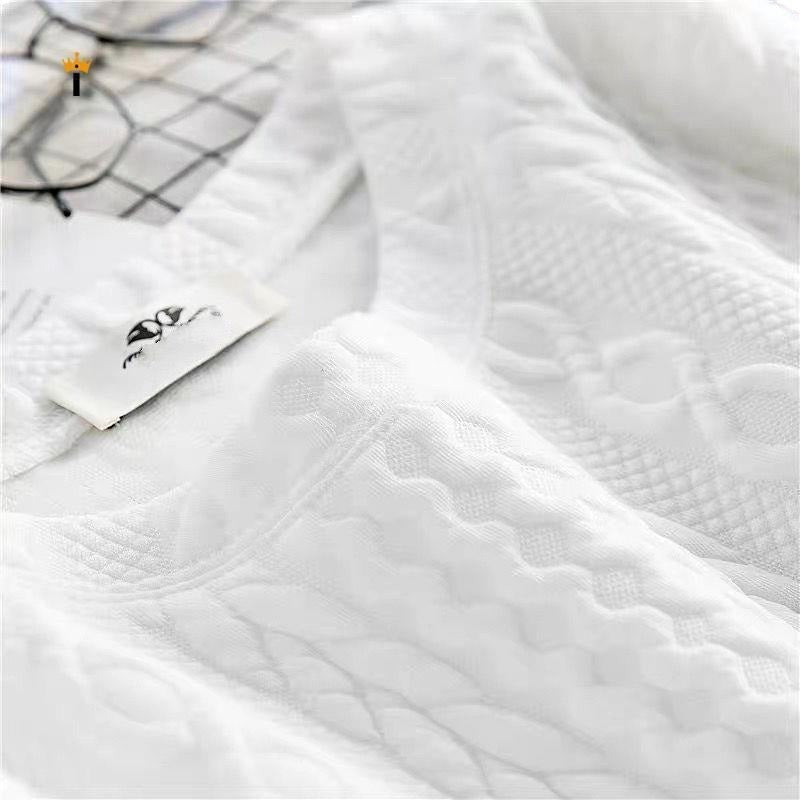 Women’s Cable Knit Sweater